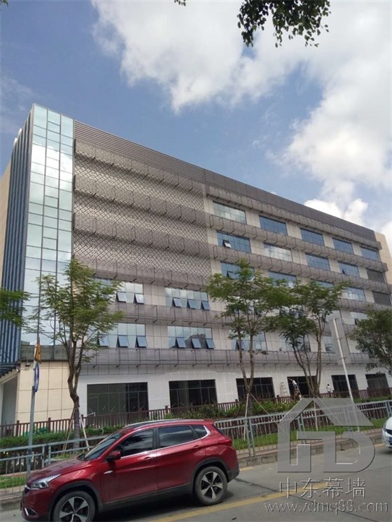 專業做玻璃幕墻公司