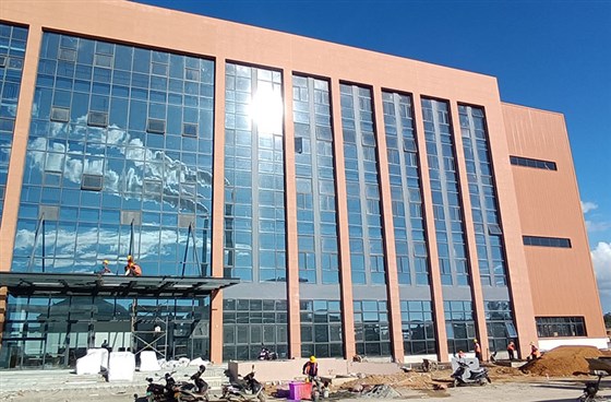 產業園玻璃幕墻多少錢一平