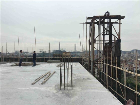 豎明橫隱玻璃幕墻工程現場