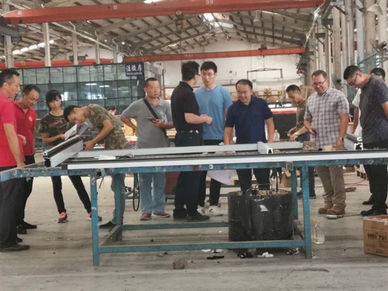 集裝箱幕墻現場確認樣板